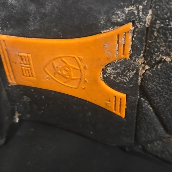 Men's Ariat Black Leather Cowboy Boots - Picture 10 of 13